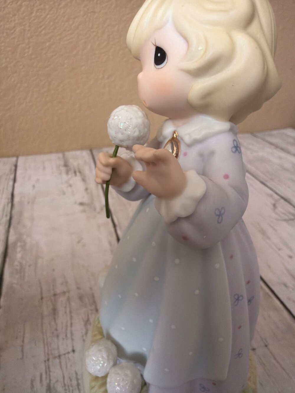 Precious Moments 2001 Nearer to the Heart of God Figurine #890731 - No Box/COA - Picture 11 of 14